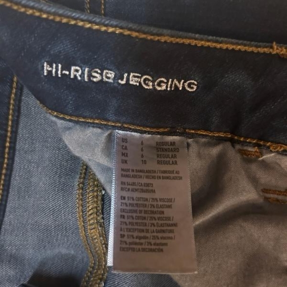 American Eagle Jeggings - Picture 2 of 6